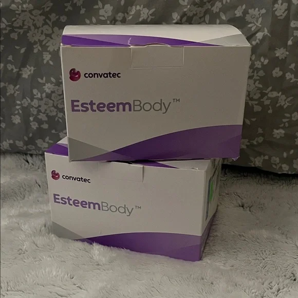 2 boxes of esteem body one piece ostomy bags - Picture 1 of 7